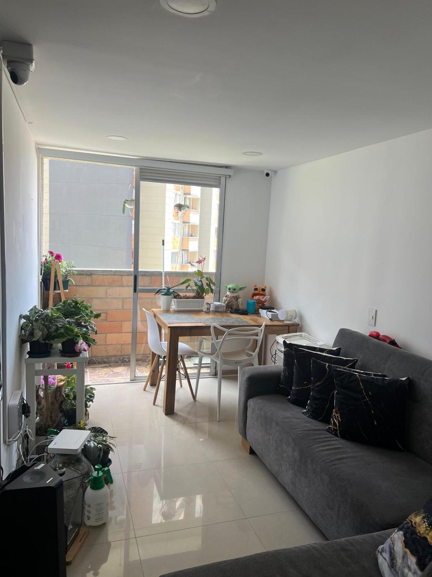 Habitacion En Apartamento Robledo-medellin * Medellin